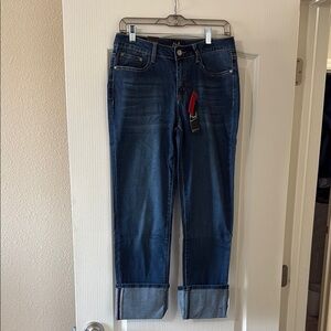 Earl Women's Blue Jeans straight cuff size 8